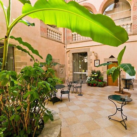 Hotel Montespan Bourbon-lʼArchambault 외부 사진