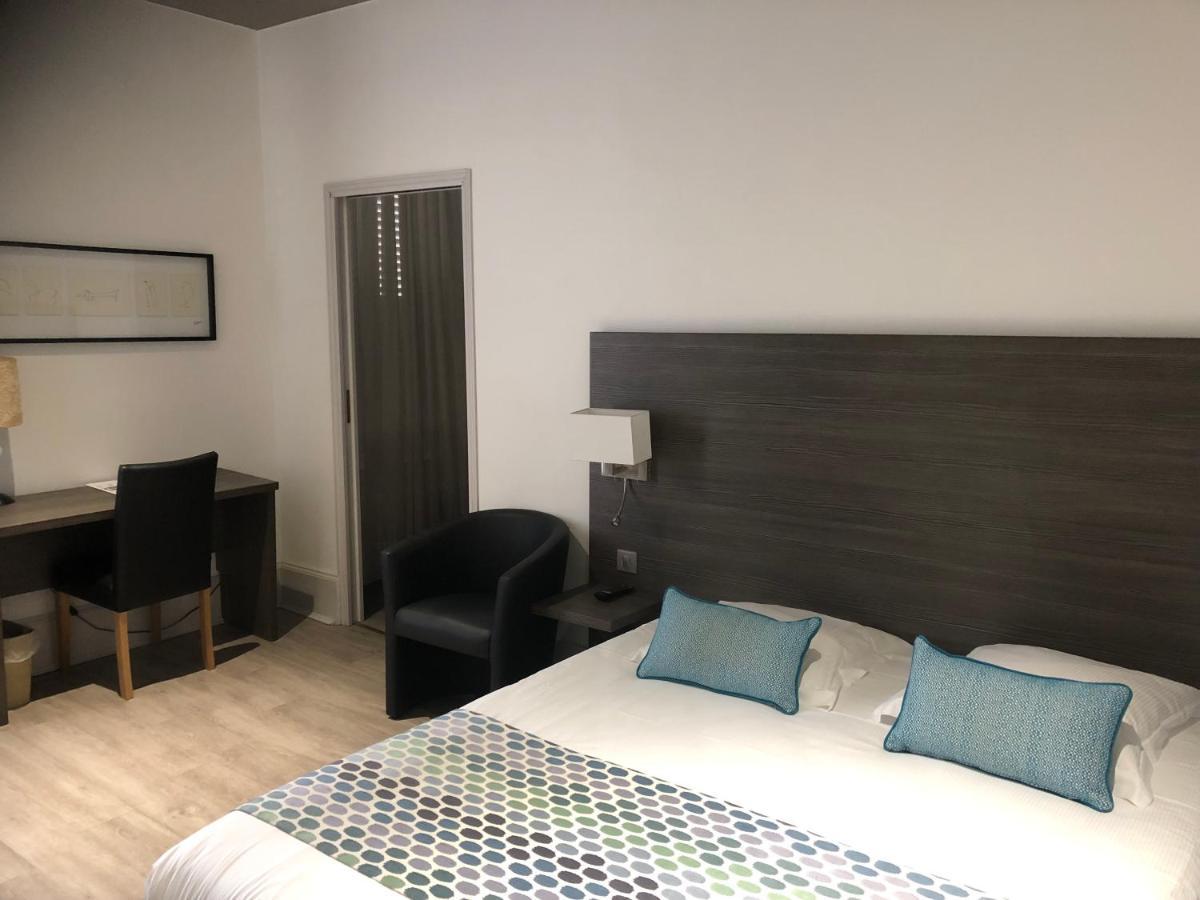 Hotel Montespan Bourbon-lʼArchambault 외부 사진