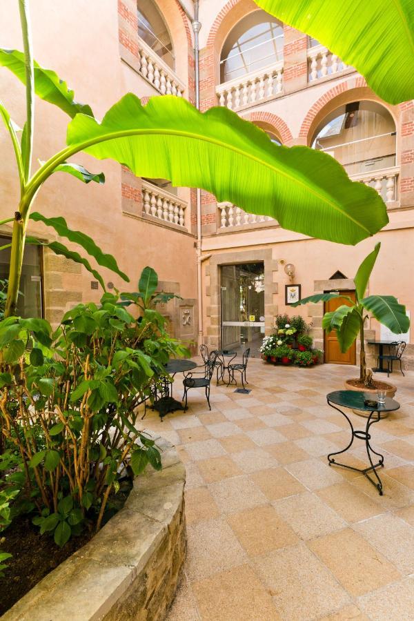 Hotel Montespan Bourbon-lʼArchambault 외부 사진