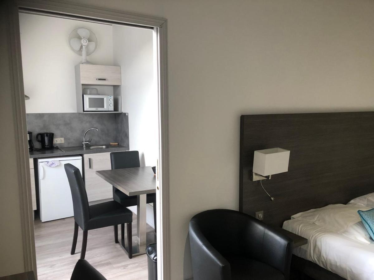Hotel Montespan Bourbon-lʼArchambault 외부 사진